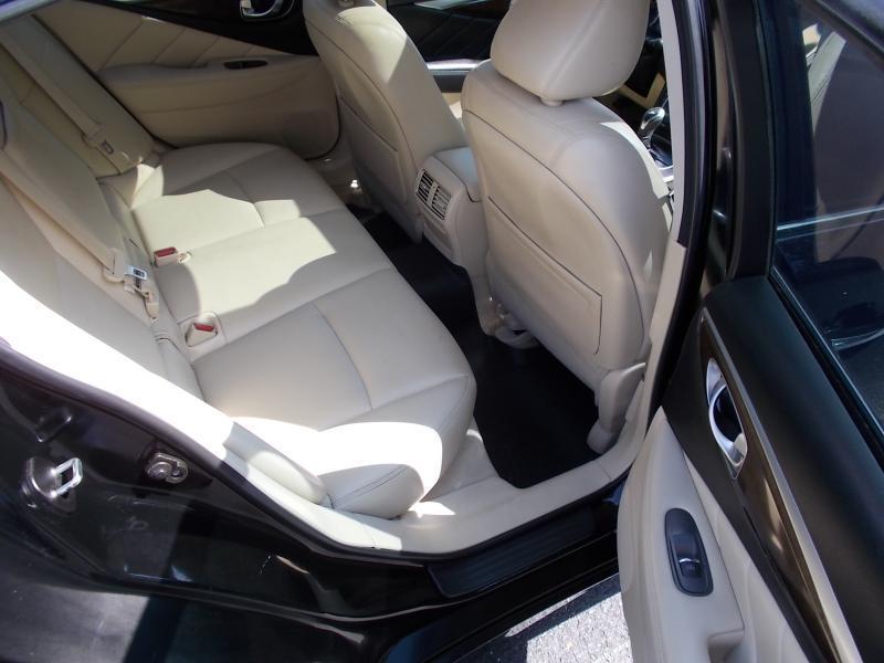 Infiniti Q50 3.0t LUXE RWD 2018