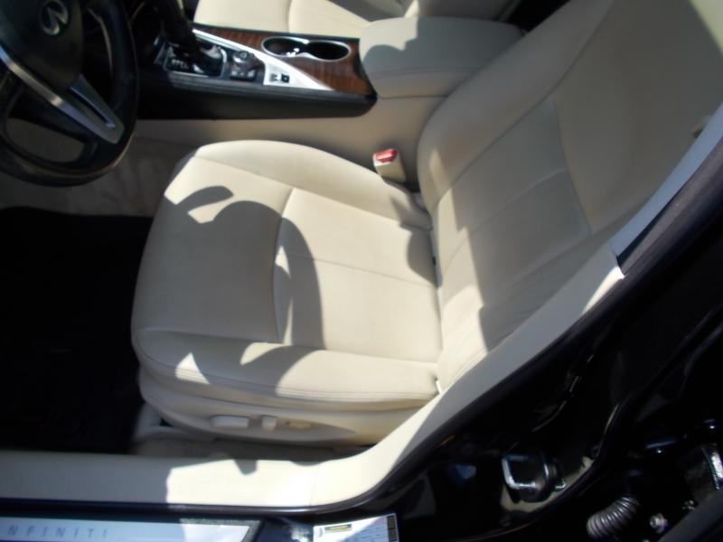 Infiniti Q50 3.0t LUXE RWD 2018