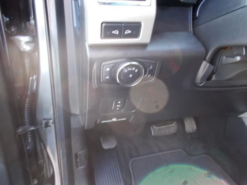 Ford Super Duty F-250 SRW Lariat 4WD Crew Cab 6.75' Box 2017