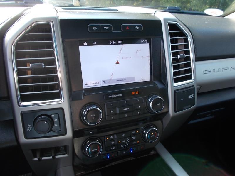 Ford Super Duty F-250 SRW Lariat 4WD Crew Cab 6.75' Box 2017