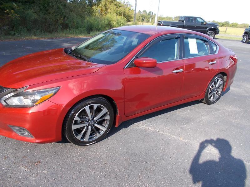 Nissan Altima 4dr Sdn I4 2.5 SR 2016
