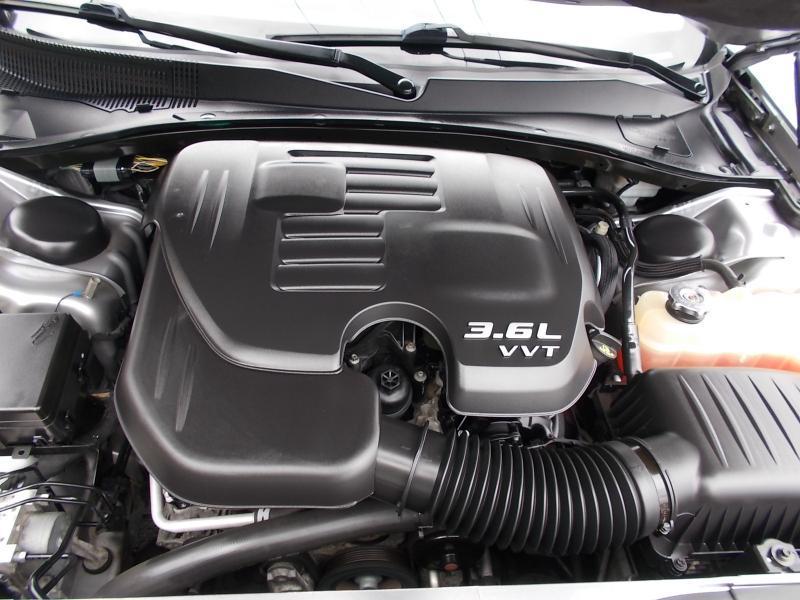 Chrysler 300 4dr Sdn Limited RWD 2015