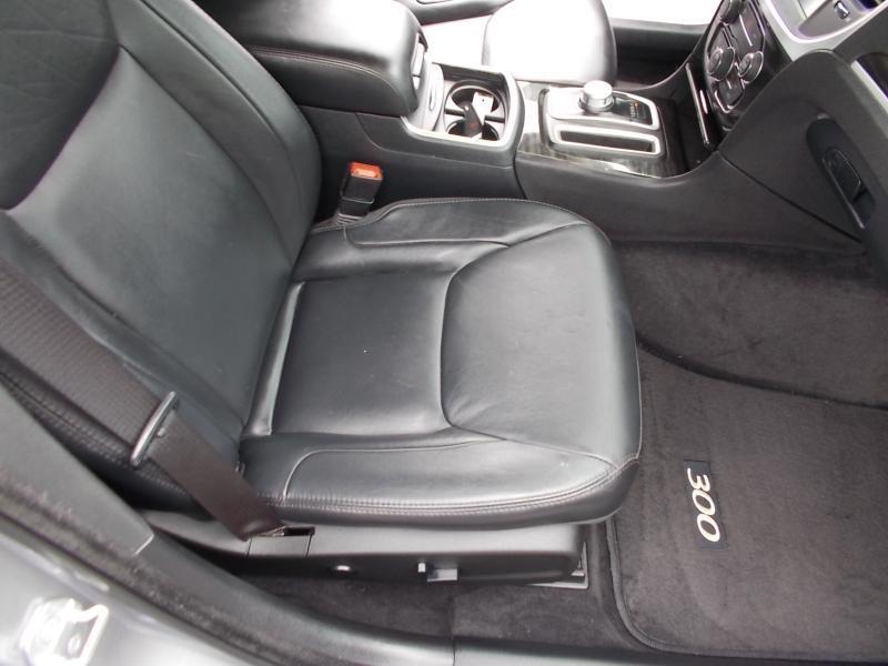 Chrysler 300 4dr Sdn Limited RWD 2015