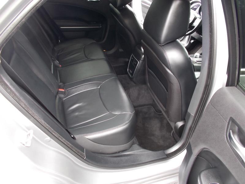Chrysler 300 4dr Sdn Limited RWD 2015