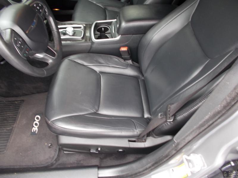 Chrysler 300 4dr Sdn Limited RWD 2015
