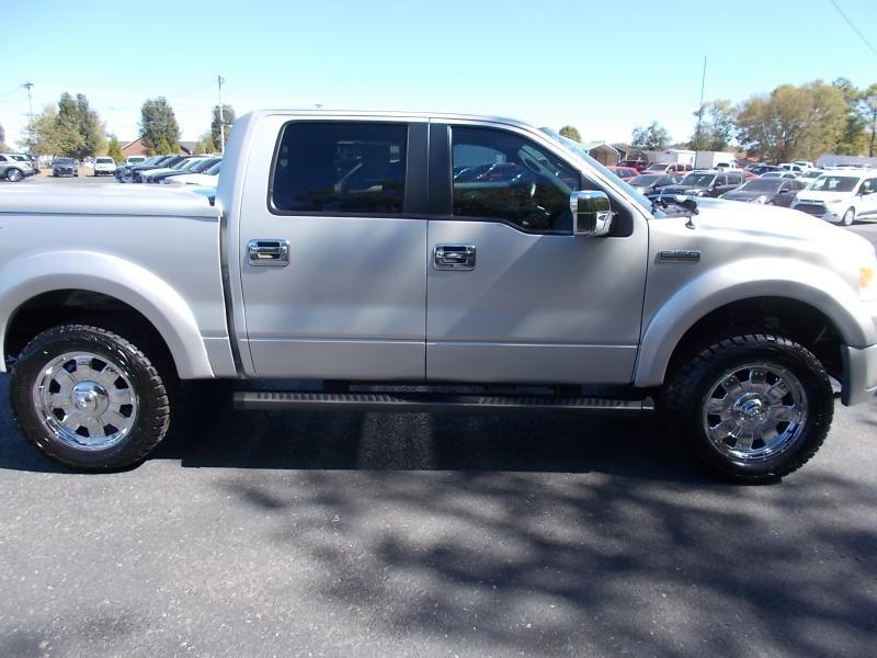 Ford F-150 SuperCrew 139" FX4 4WD 2006