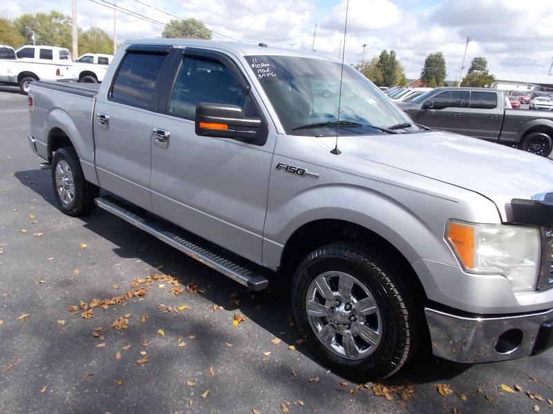 Ford F-150 2WD SuperCrew 145" XLT 2011