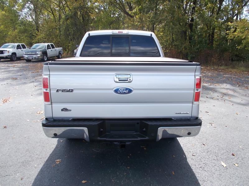 Ford F-150 2WD SuperCrew 145" XLT 2011