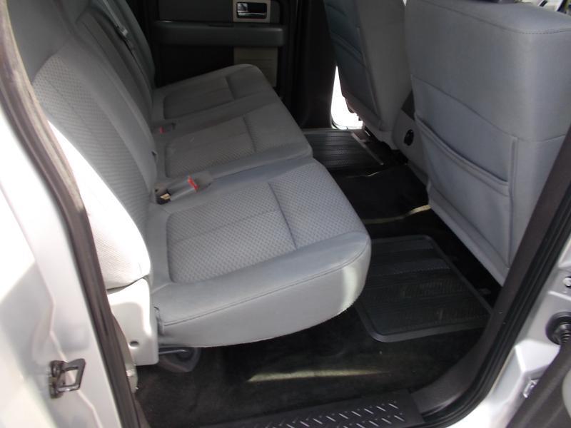 Ford F-150 2WD SuperCrew 145" XLT 2011
