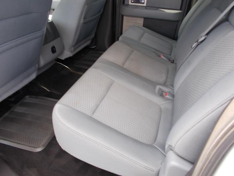 Ford F-150 2WD SuperCrew 145" XLT 2011