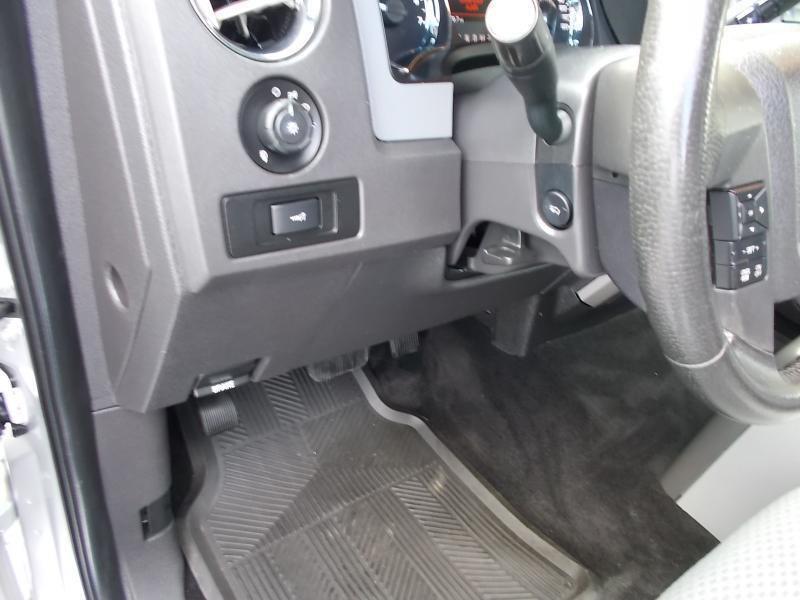 Ford F-150 2WD SuperCrew 145" XLT 2011