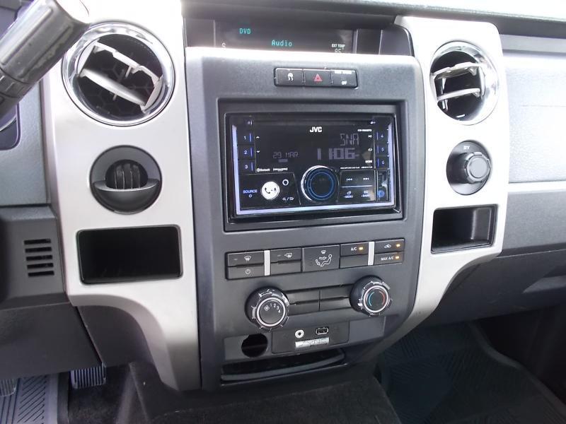 Ford F-150 2WD SuperCrew 145" XLT 2011