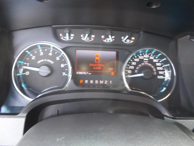 Ford F-150 2WD SuperCrew 145" XLT 2011