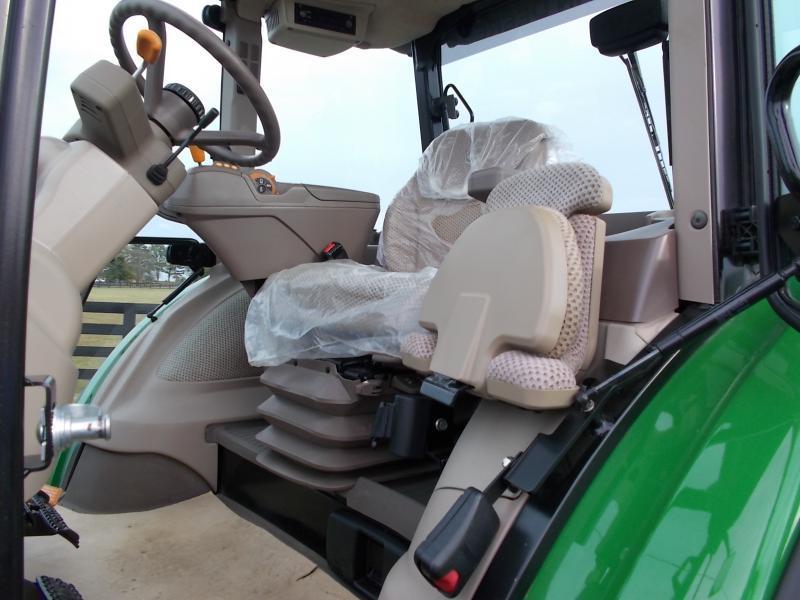 John Deere Tractor  2022