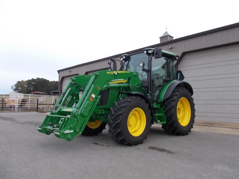 John Deere Tractor  2022