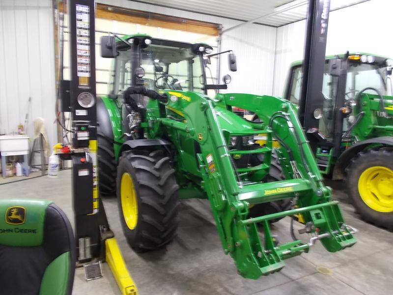 John Deere Tractor  2022