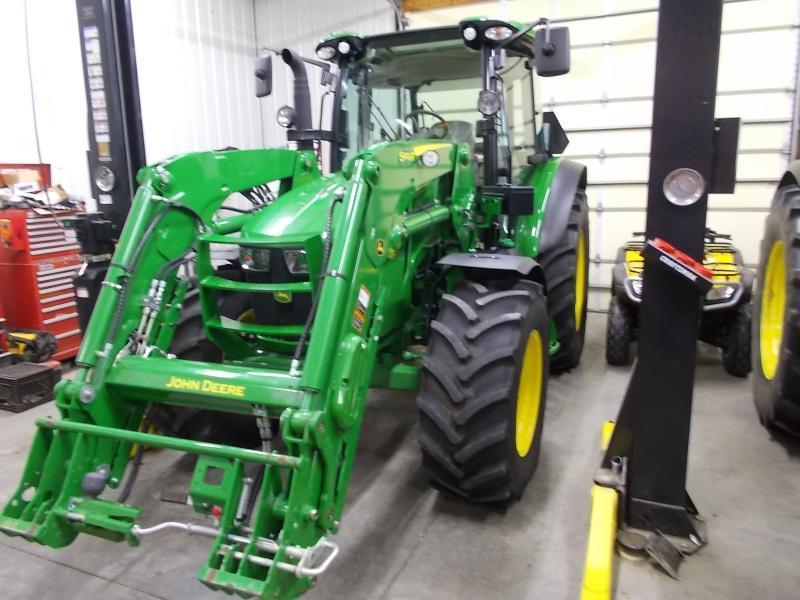 John Deere Tractor  2022