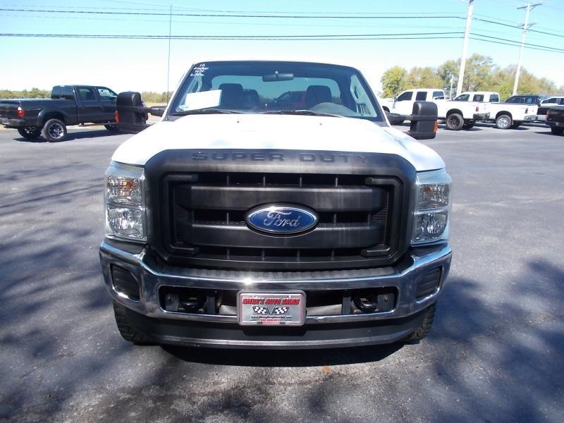 Ford Super Duty F-250 SRW 4WD Reg Cab 137" XL 2012