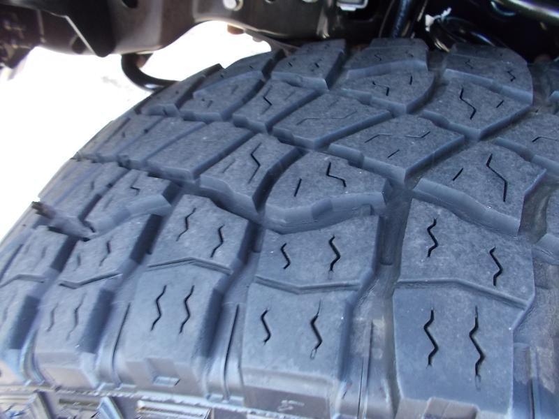 Ford Super Duty F-250 SRW 4WD Reg Cab 137" XL 2012