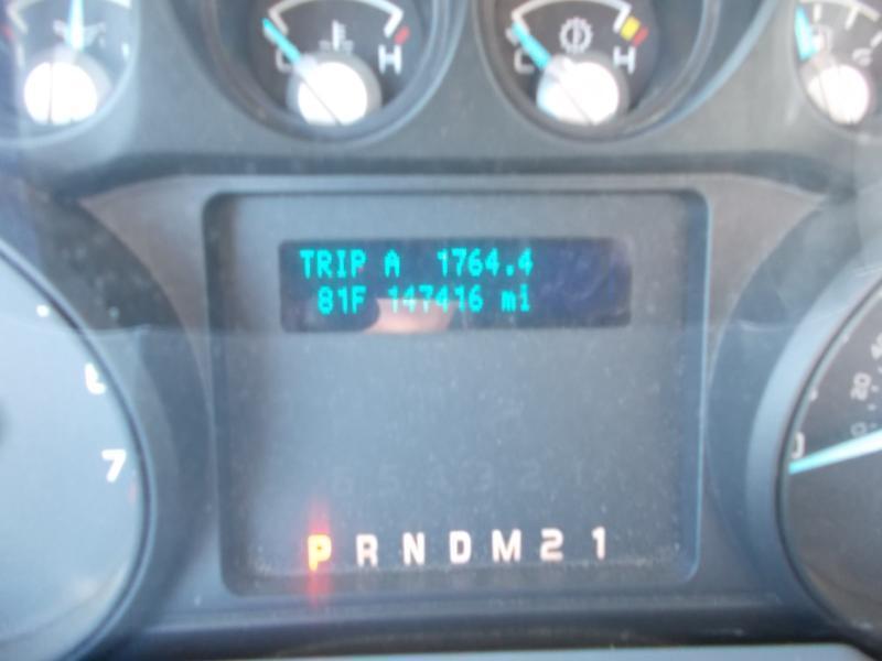 Ford Super Duty F-250 SRW 4WD Reg Cab 137" XL 2012