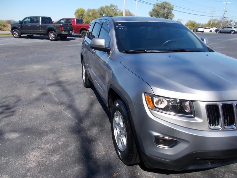 Jeep Grand Cherokee RWD 4dr Laredo 2016