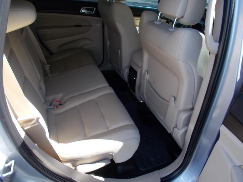 Jeep Grand Cherokee RWD 4dr Laredo 2016