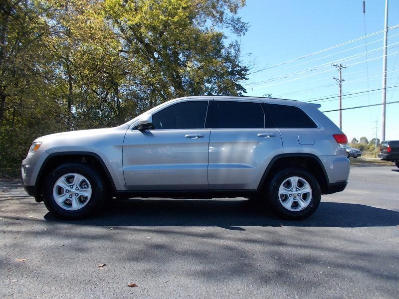 Jeep Grand Cherokee RWD 4dr Laredo 2016