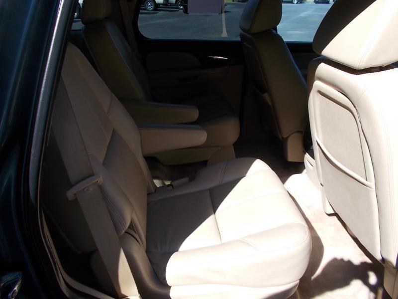 Chevrolet Tahoe 2WD 4dr 1500 LT w/3LT 2008