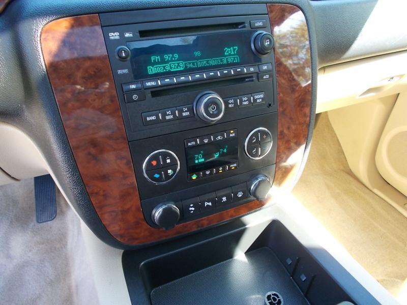 Chevrolet Tahoe 2WD 4dr 1500 LT w/3LT 2008