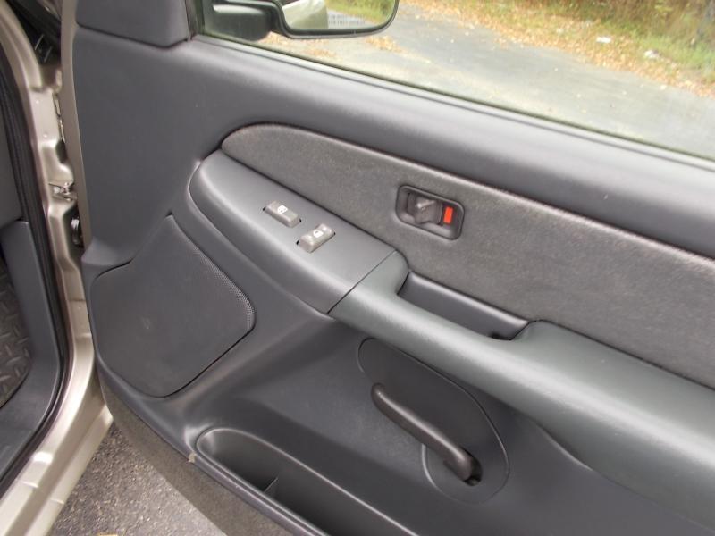 Chevrolet Silverado 1500 Ext Cab 143.5" WB 4WD LS 1999