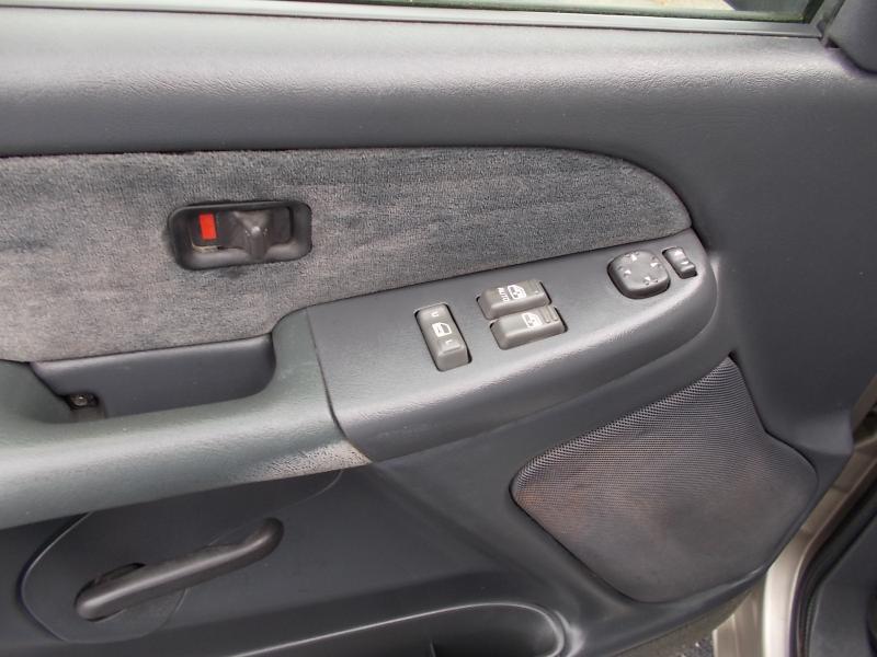 Chevrolet Silverado 1500 Ext Cab 143.5" WB 4WD LS 1999