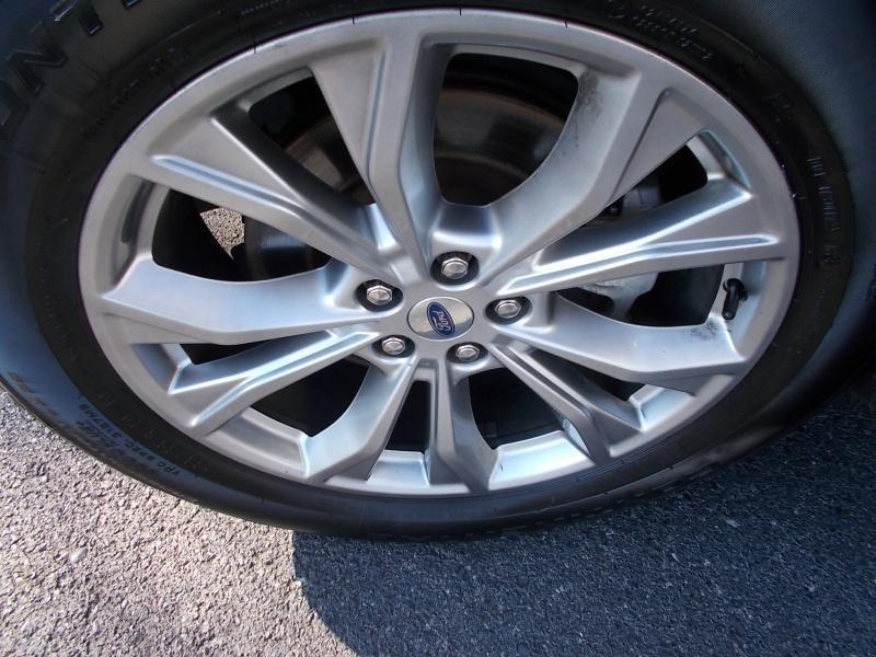 Ford Explorer XLT 4WD 2020