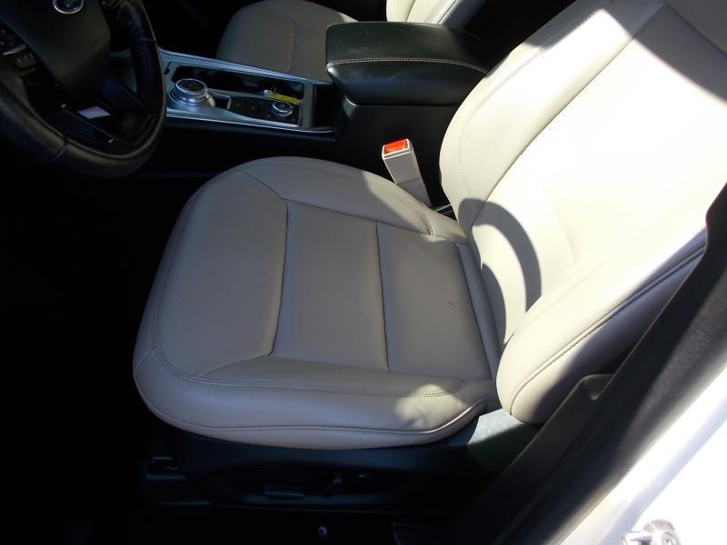 Ford Explorer XLT 4WD 2020