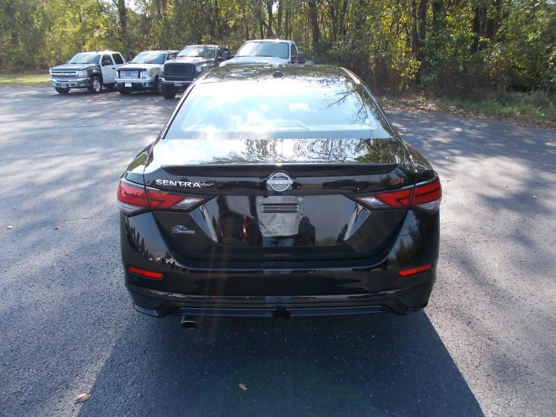 Nissan Sentra SR CVT 2025