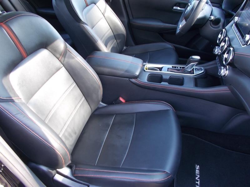 Nissan Sentra SR CVT 2025