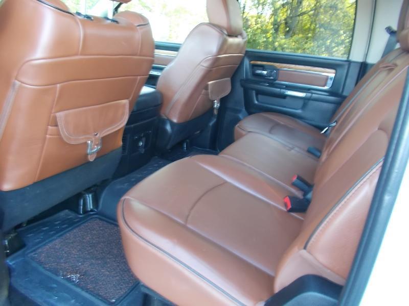 RAM 2500 Longhorn 4x4 Crew Cab 6'4" Box 2017