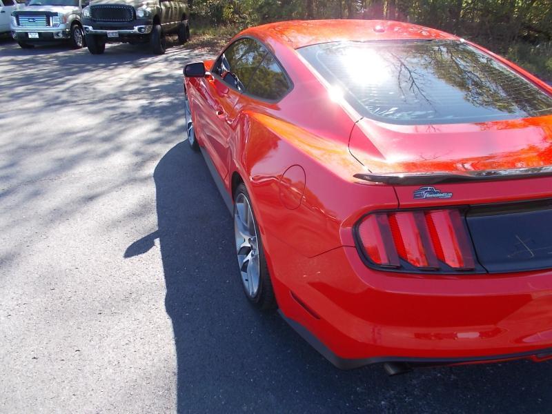 Ford Mustang EcoBoost Fastback 2017