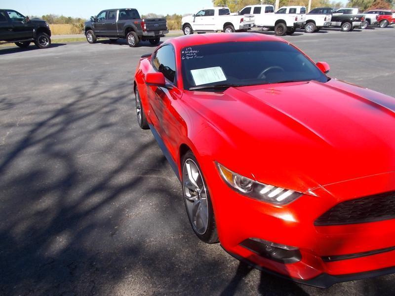 Ford Mustang EcoBoost Fastback 2017