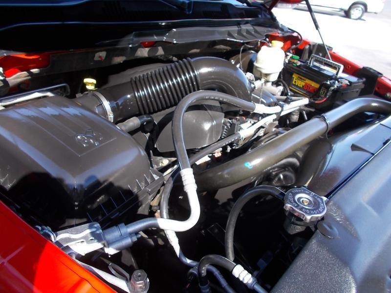 RAM 1500 4WD Quad Cab 140.5" Big Horn 2013