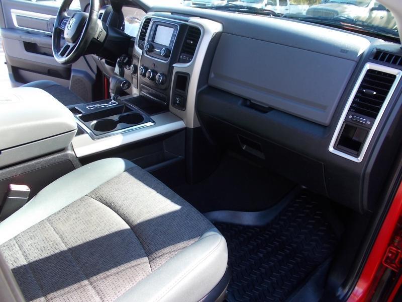 RAM 1500 4WD Quad Cab 140.5" Big Horn 2013
