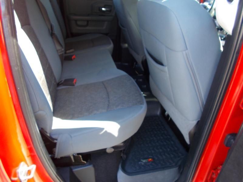 RAM 1500 4WD Quad Cab 140.5" Big Horn 2013