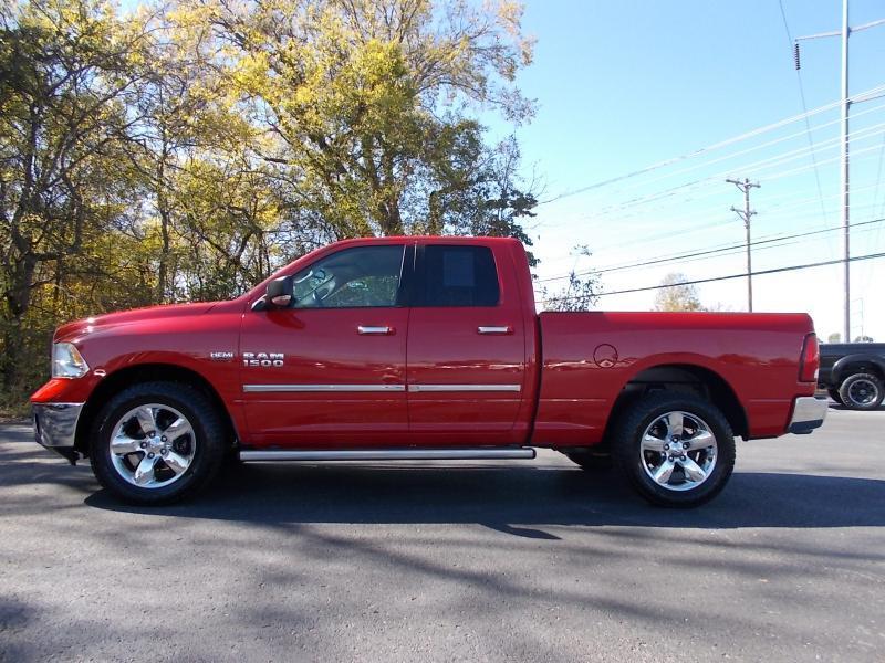 RAM 1500 4WD Quad Cab 140.5" Big Horn 2013