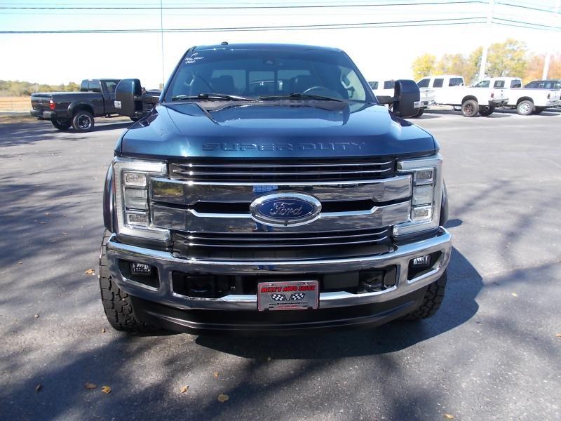 Ford Super Duty F-250 SRW Lariat 4WD Crew Cab 6.75' Box 2017