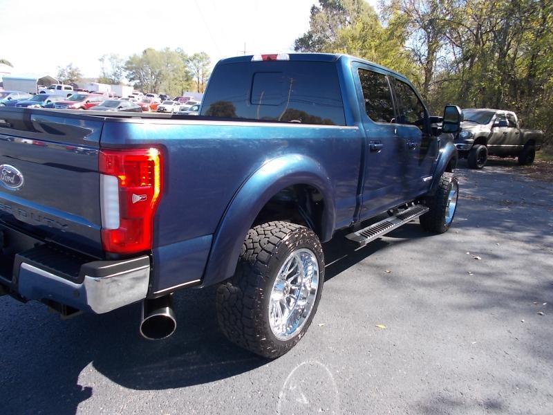 Ford Super Duty F-250 SRW Lariat 4WD Crew Cab 6.75' Box 2017