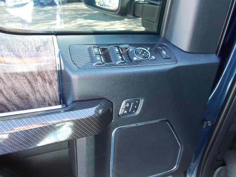 Ford Super Duty F-250 SRW Lariat 4WD Crew Cab 6.75' Box 2017