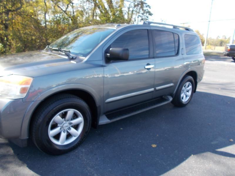 Nissan Armada 2WD 4dr SV 2015
