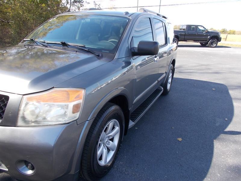 Nissan Armada 2WD 4dr SV 2015
