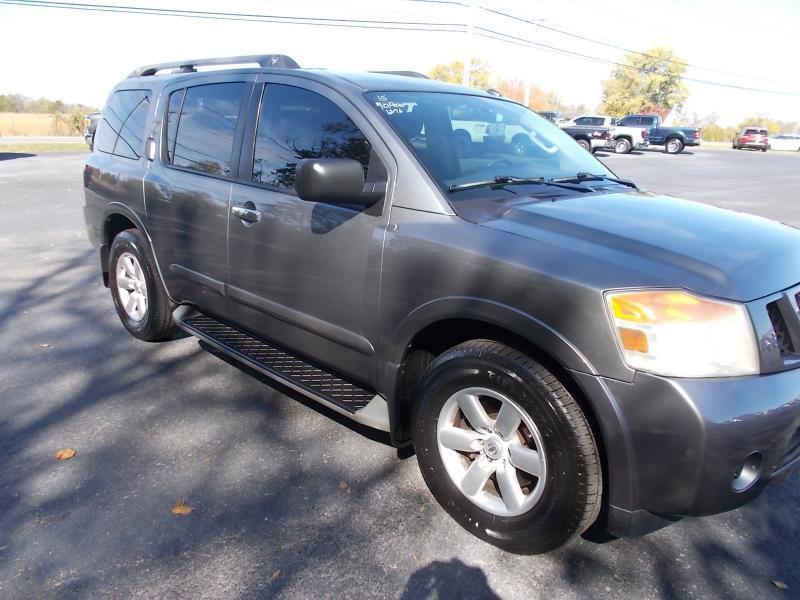Nissan Armada 2WD 4dr SV 2015