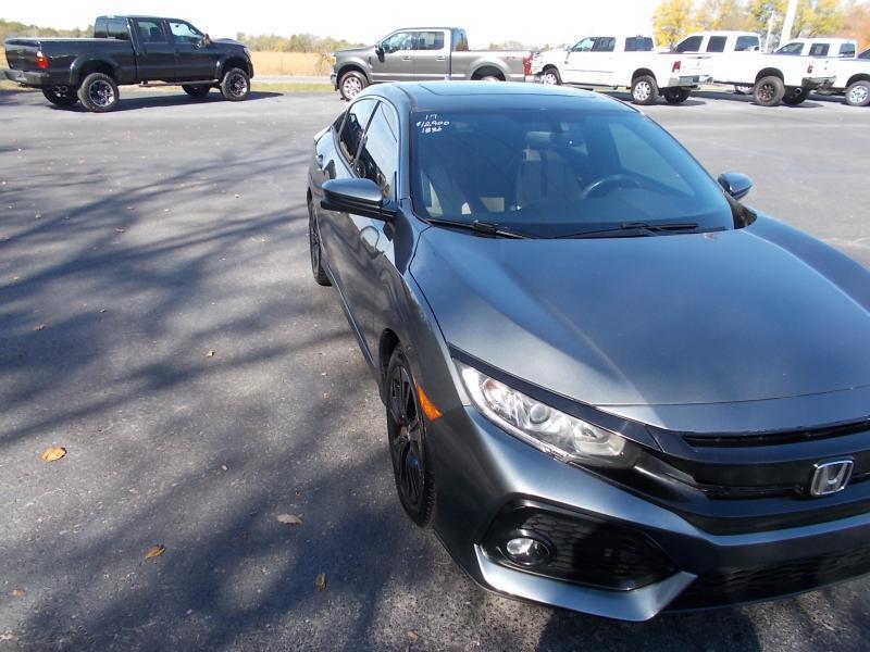 Honda Civic Hatchback EX-L Navi CVT 2017