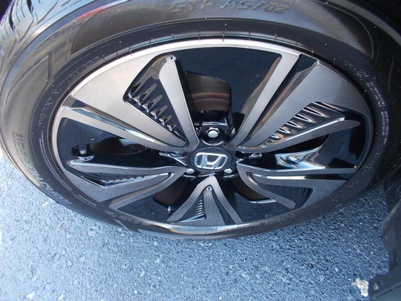 Honda Civic Hatchback EX-L Navi CVT 2017